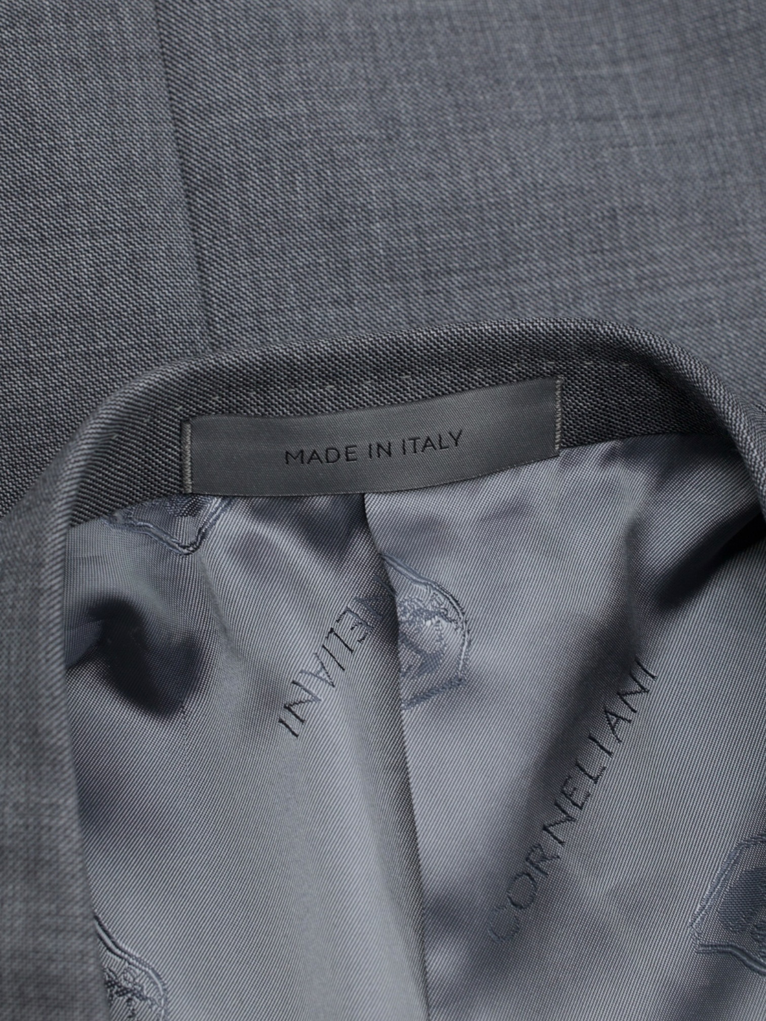 Corneliani Grey Fine-Wool Sharkskin Leader Suit
