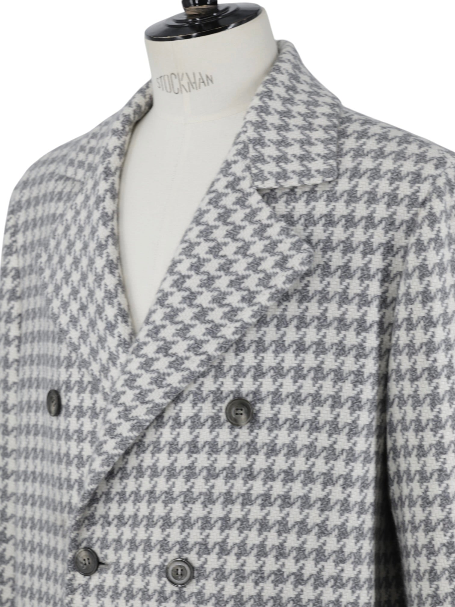 Kiton Light Grey & Offwhite Pure Cashmere Jaquard-Weave Houndstooth Overcoat