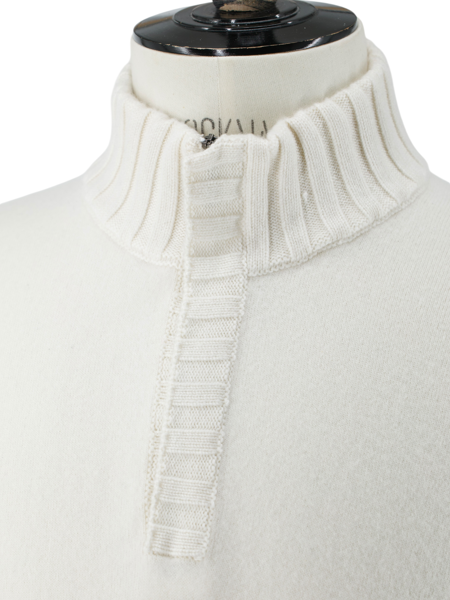 Cesare Attolini White Duvet Cashmere Half-Zip Knitwear