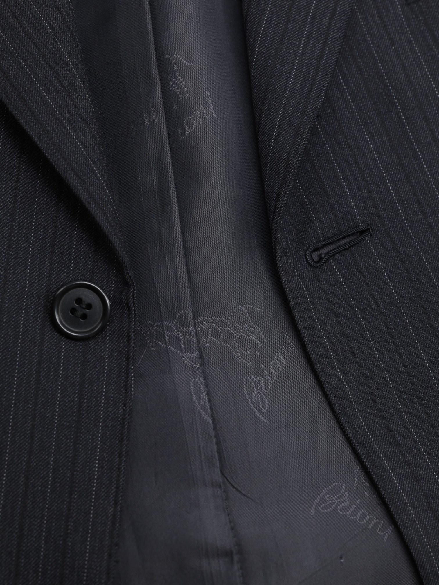 Brioni Dark Grey Escorial-Wool Multi-Pinstripe Nomentano Suit