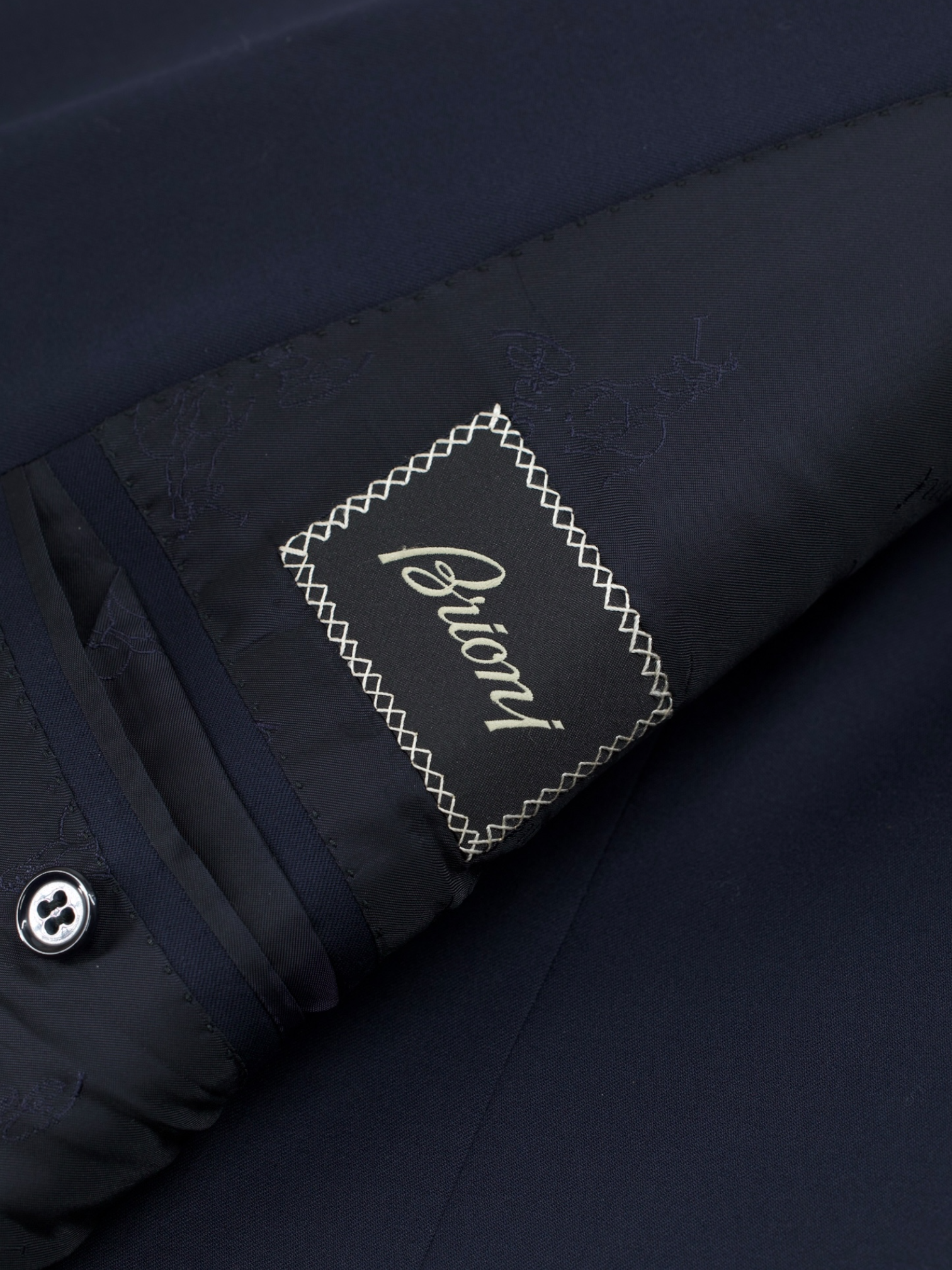 Brioni Navy Fine-Wool Parlamento Blazer Jacket