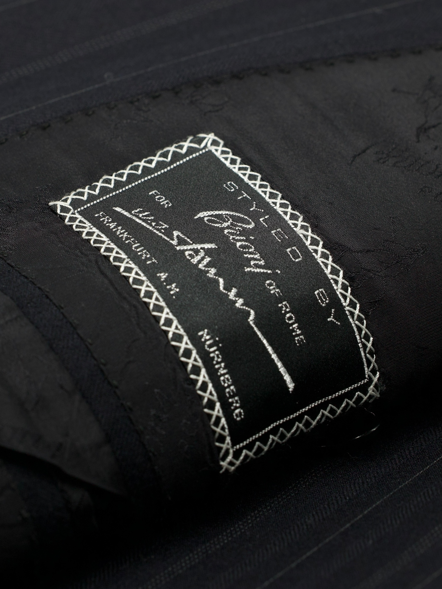 Brioni Navy Vintage Wool Double-Breasted Multi Pinstripe Suit