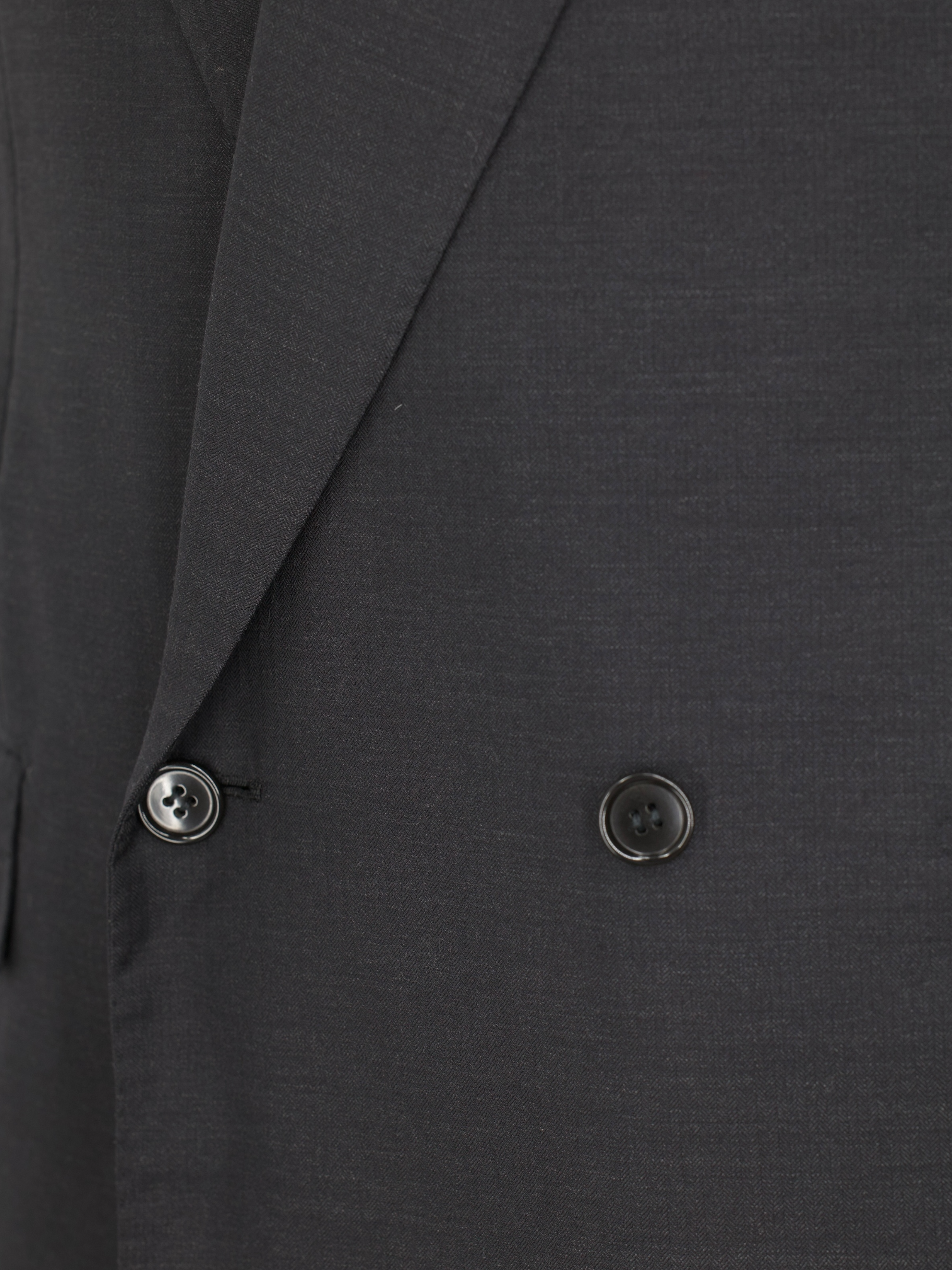 Kiton Vintage Anthracite Fine-Wool Double Breasted Straight Fit Suit